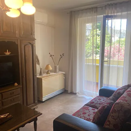 A&m Apartment Pula